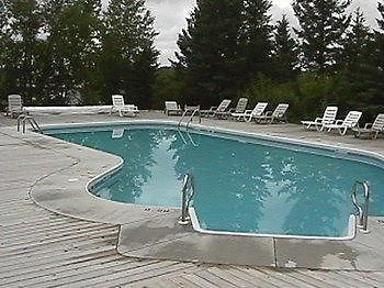 Smokey Hollow Resort Wasagaming Экстерьер фото